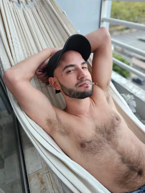 Morning ..opinions of my armpits?