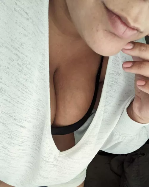 Take a peek when I bend forward