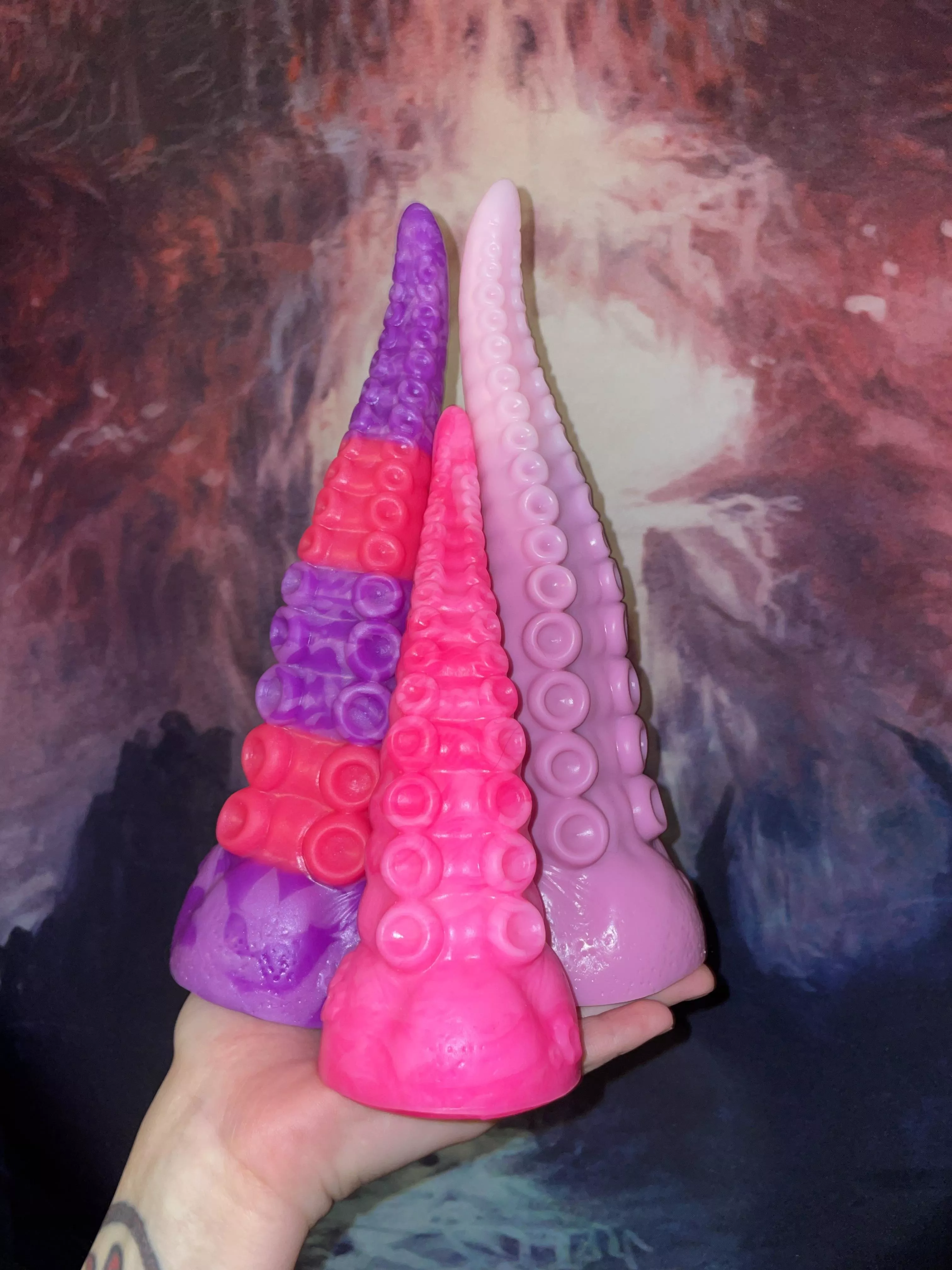 tentacle tuesday💕💜🩷