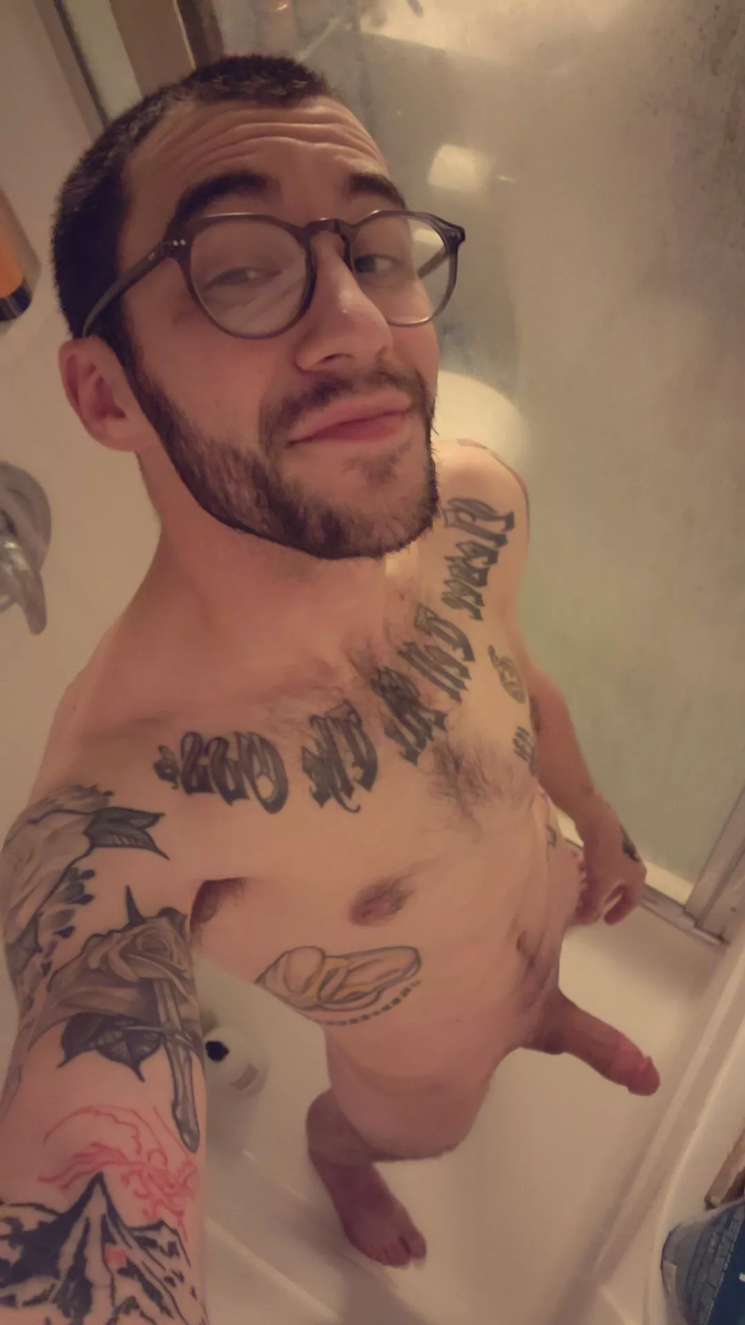 This angle is goofy, but I really like this picture😅