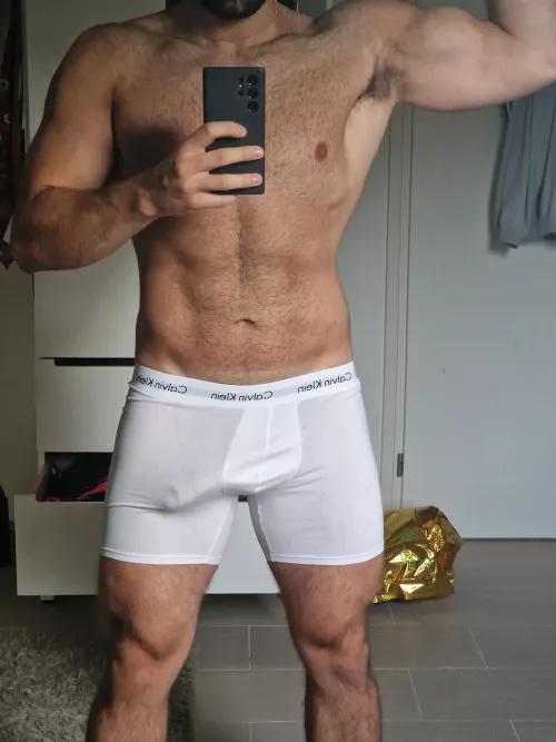 Wanna play with my bulge?
