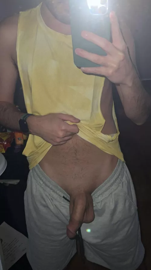 [25] Need a bro to “hang” with