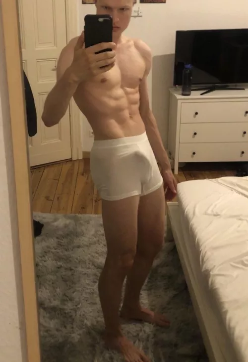 Anyone else as horny as me rn? 😊