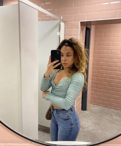 Date night outfit 💕🌸 Brazilian x Thai x Polish