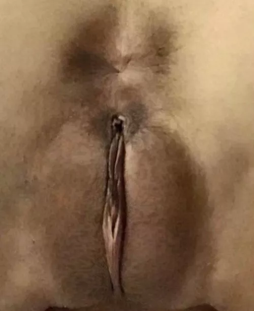 F25] 145, 5’5 Finally home! Time to relax & get some ME time.