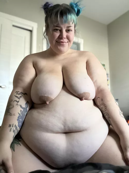 Feeling cute and fat today 🥵