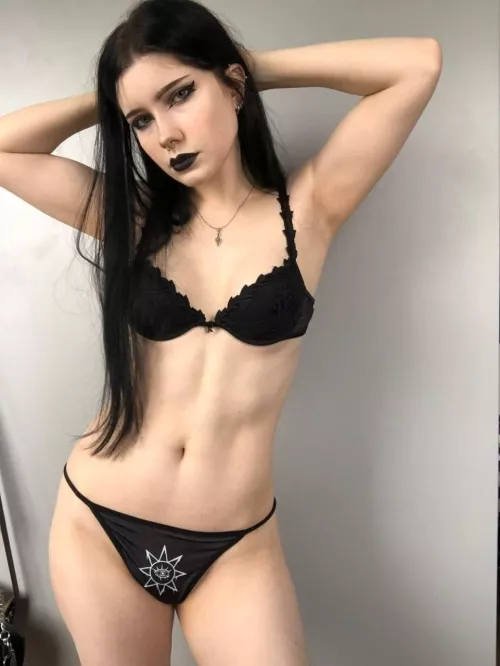 If I told you I needed your sperm to complete a spell, would you help fill my womb up?