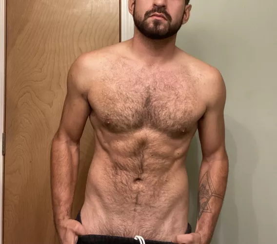 Is this chest hair length appropriate for a cruise?