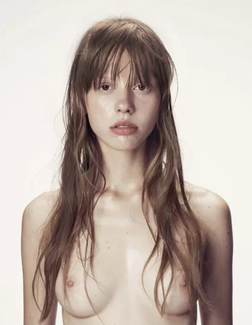 Mia Goth