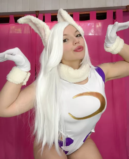 Mirko wants a superhero to satisfy her