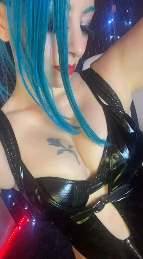 Mistress will take such good care of you 😍