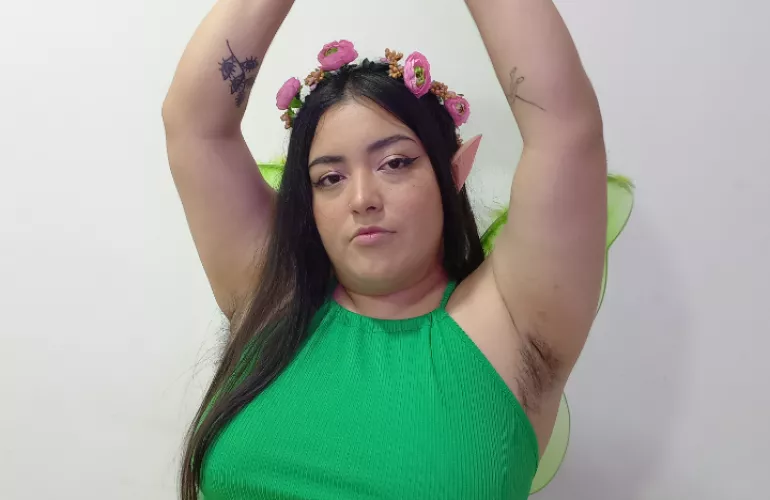 My hairy armpits are magical ✨️