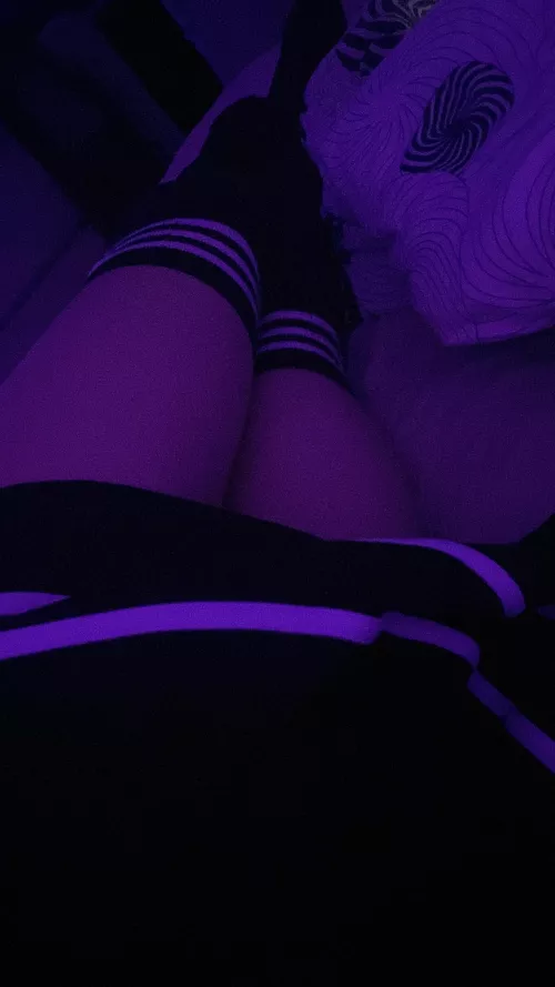 THIGHS:3