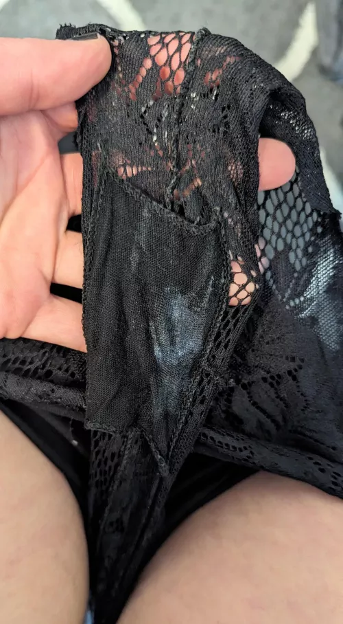 Today is going to be a wet one 💦 do you want these in your mouth?