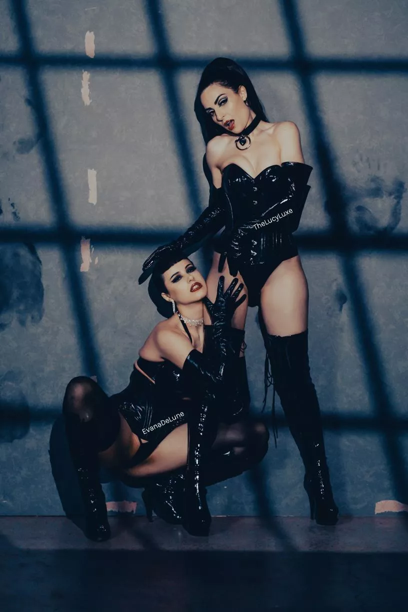 Twice as nice and twice as shiny with Evana De Lune