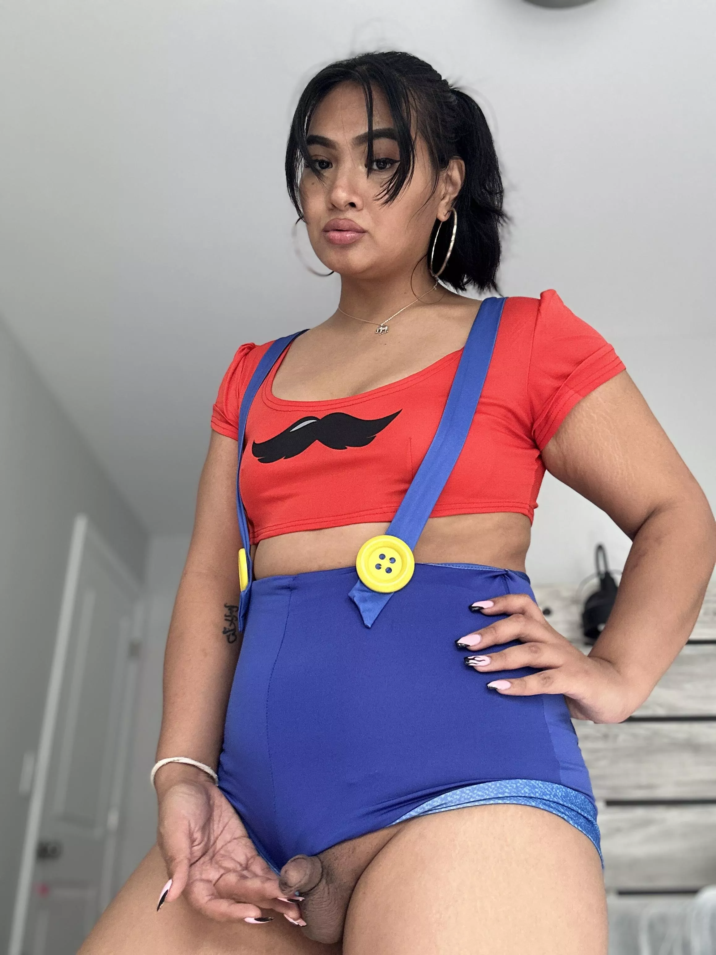 Wanna get fucked by asian mario girl ?