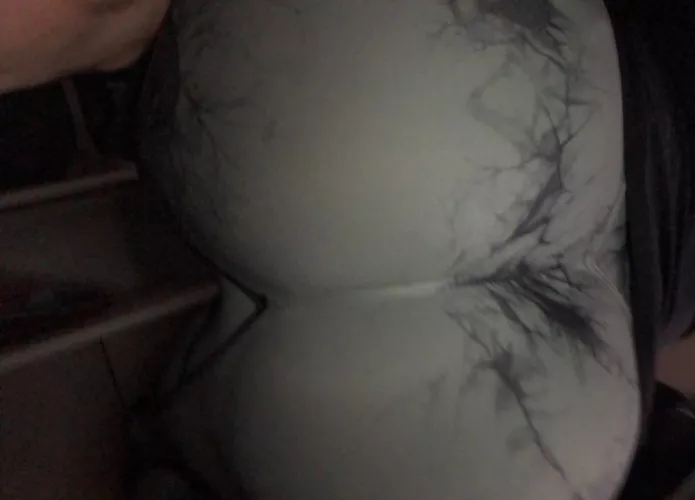 who would come on my big ass ? upvote