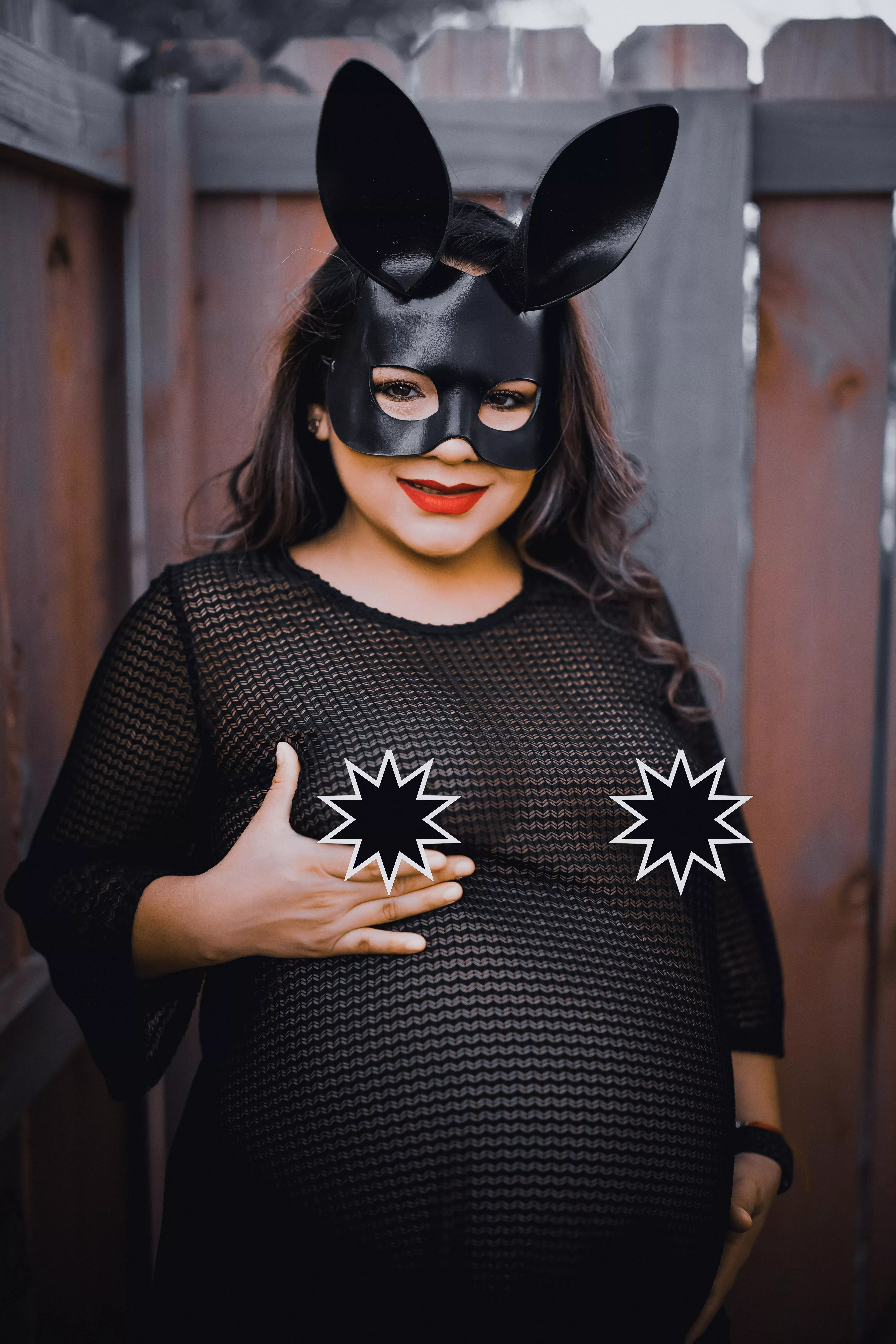 8 Month Pregnant MILF Here