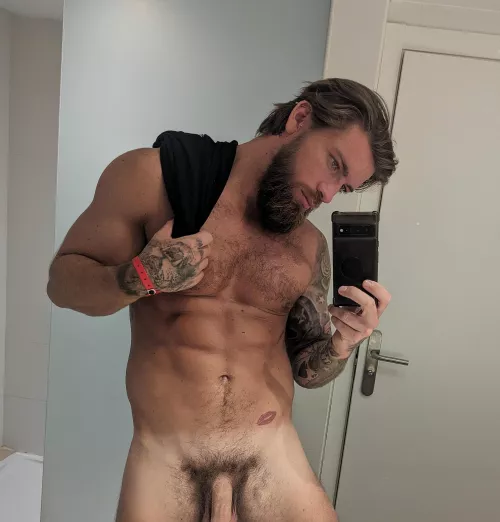 Anyone into tan lines?