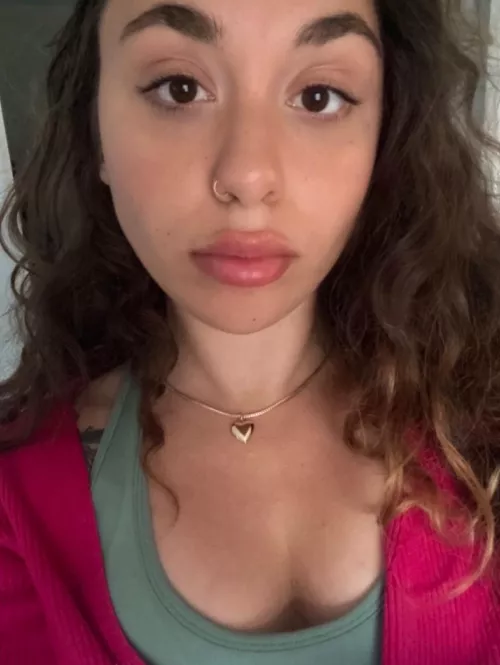 Curious on which one I look the most! Brazilian x Thai x Polish 🌸💕