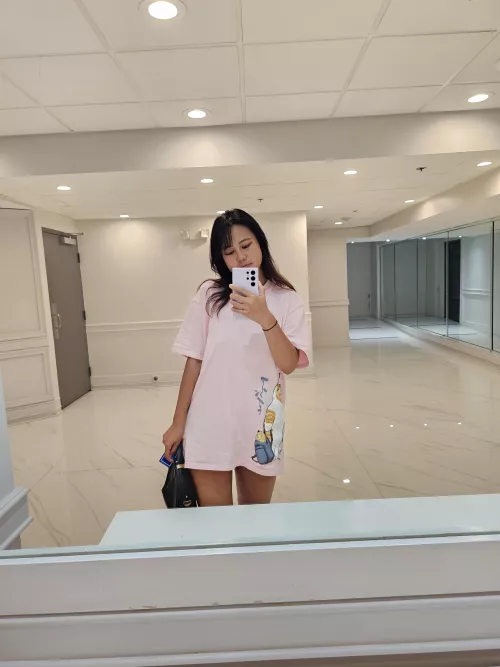 Feeling comfy in a baggy shirt