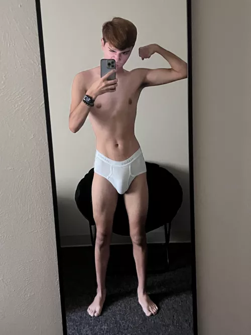 flexing in my undies