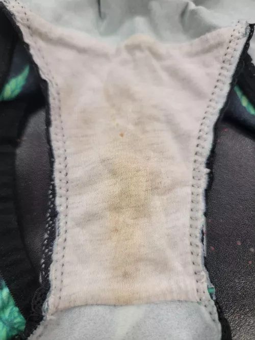 Girlfriends [55] Dirty Panties