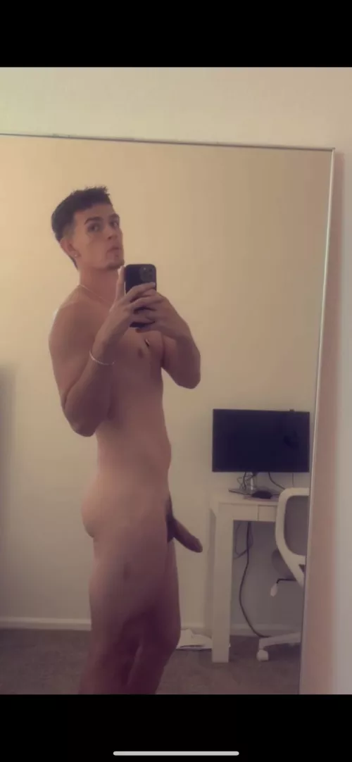 Horny boy next door 👀😈