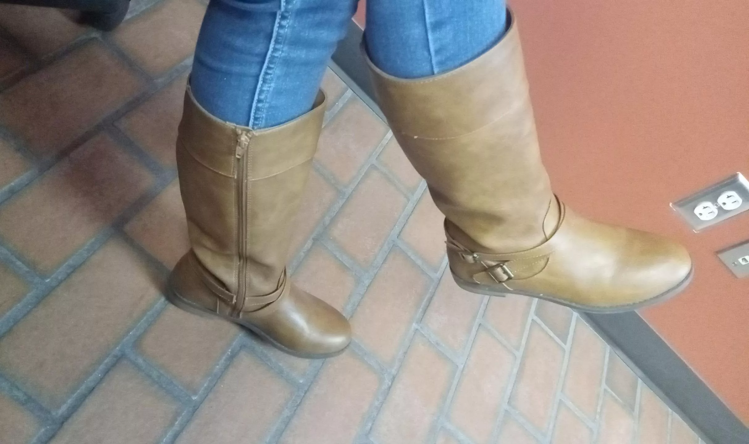 I just got these (new to me) boots.