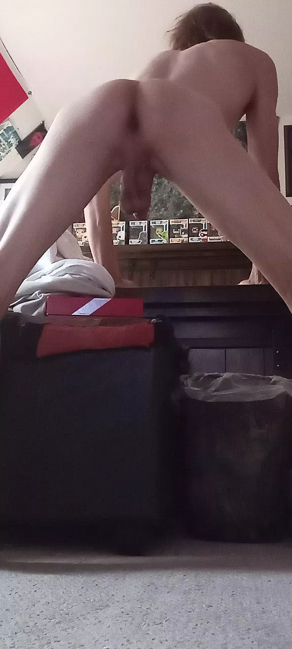 Is this twink fuckable?😊😚☺️😉😋🫢🥰