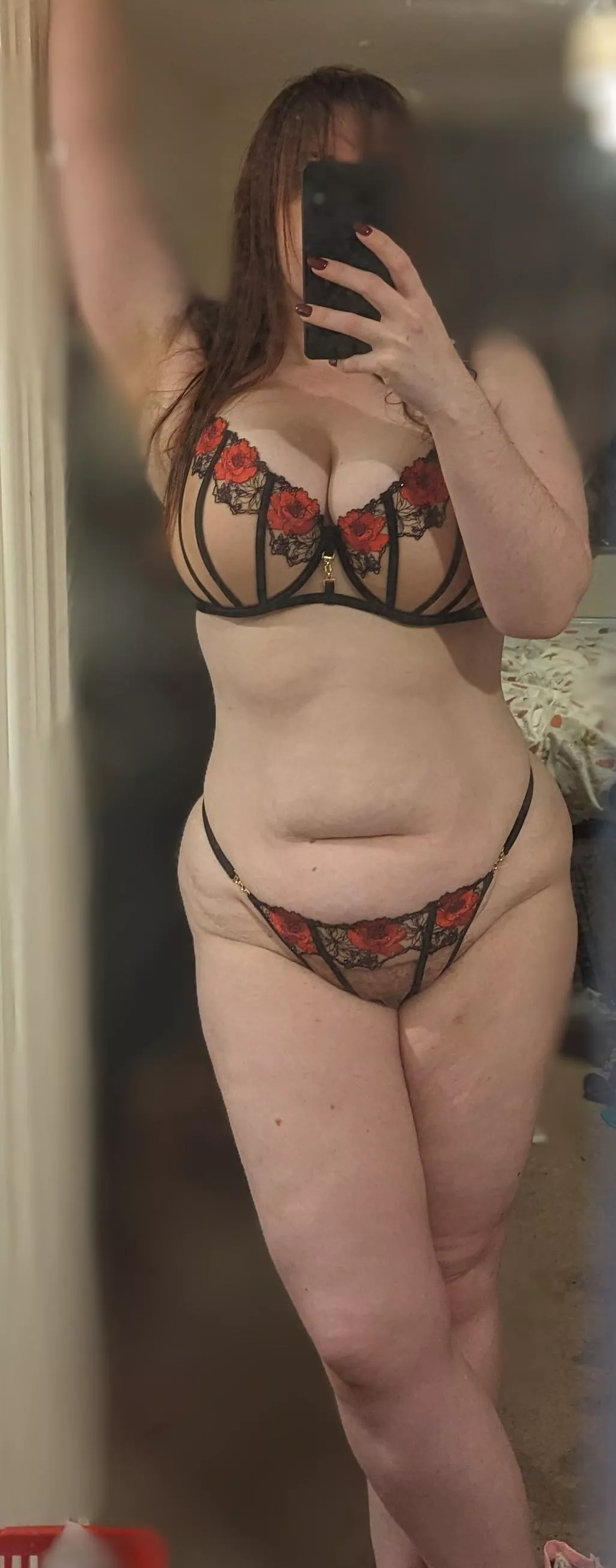 I've put on some weight recently, but damn this set is too cute not to share