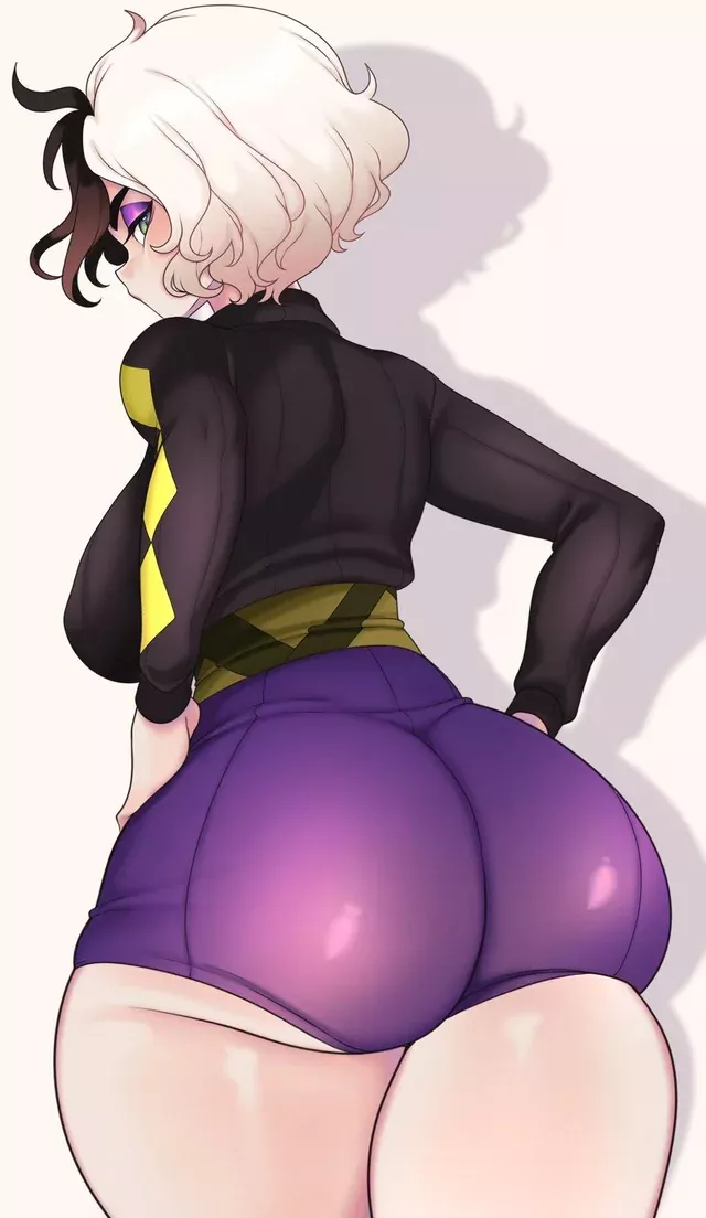 LF Color Source: Sideboob, huge ass, hands on own hips, 2 colored hair, white hair, black hair, sweat shorts, 1girl