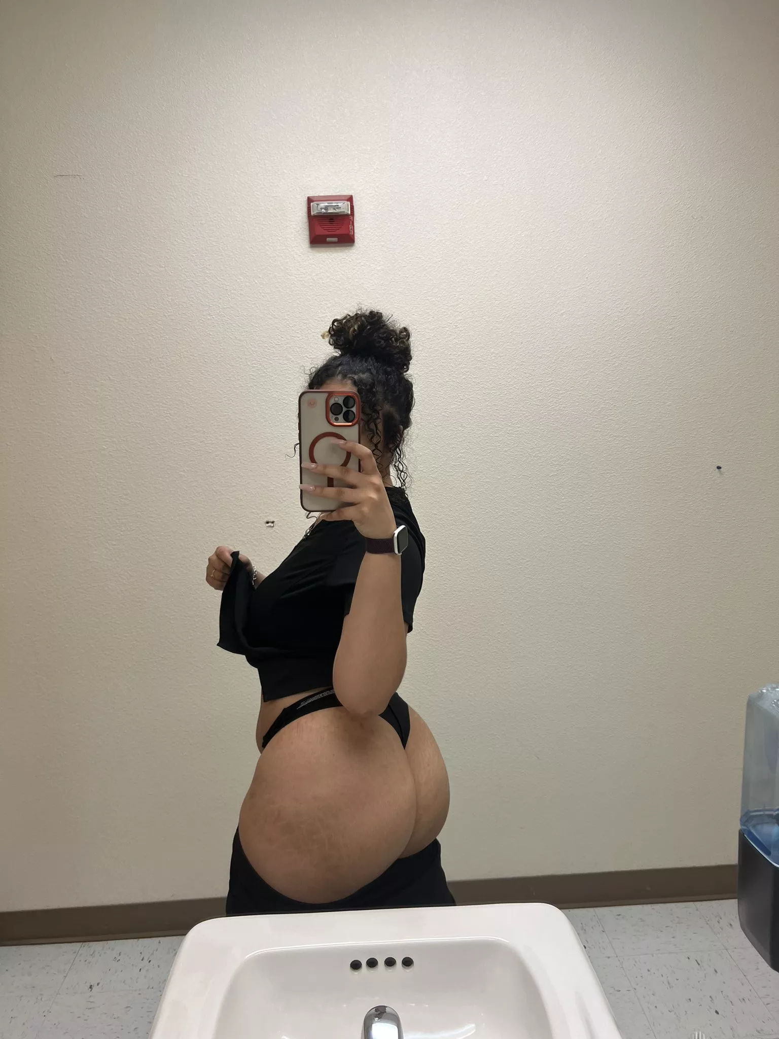 Mid day work booty pic! [F]