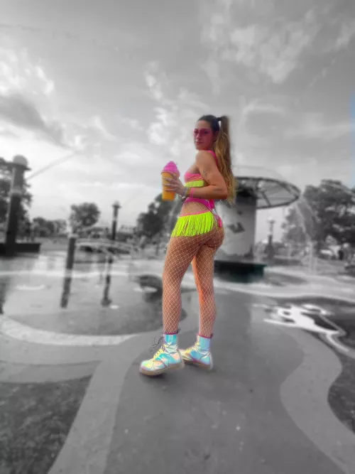 Muscle daddys needed at hulaween