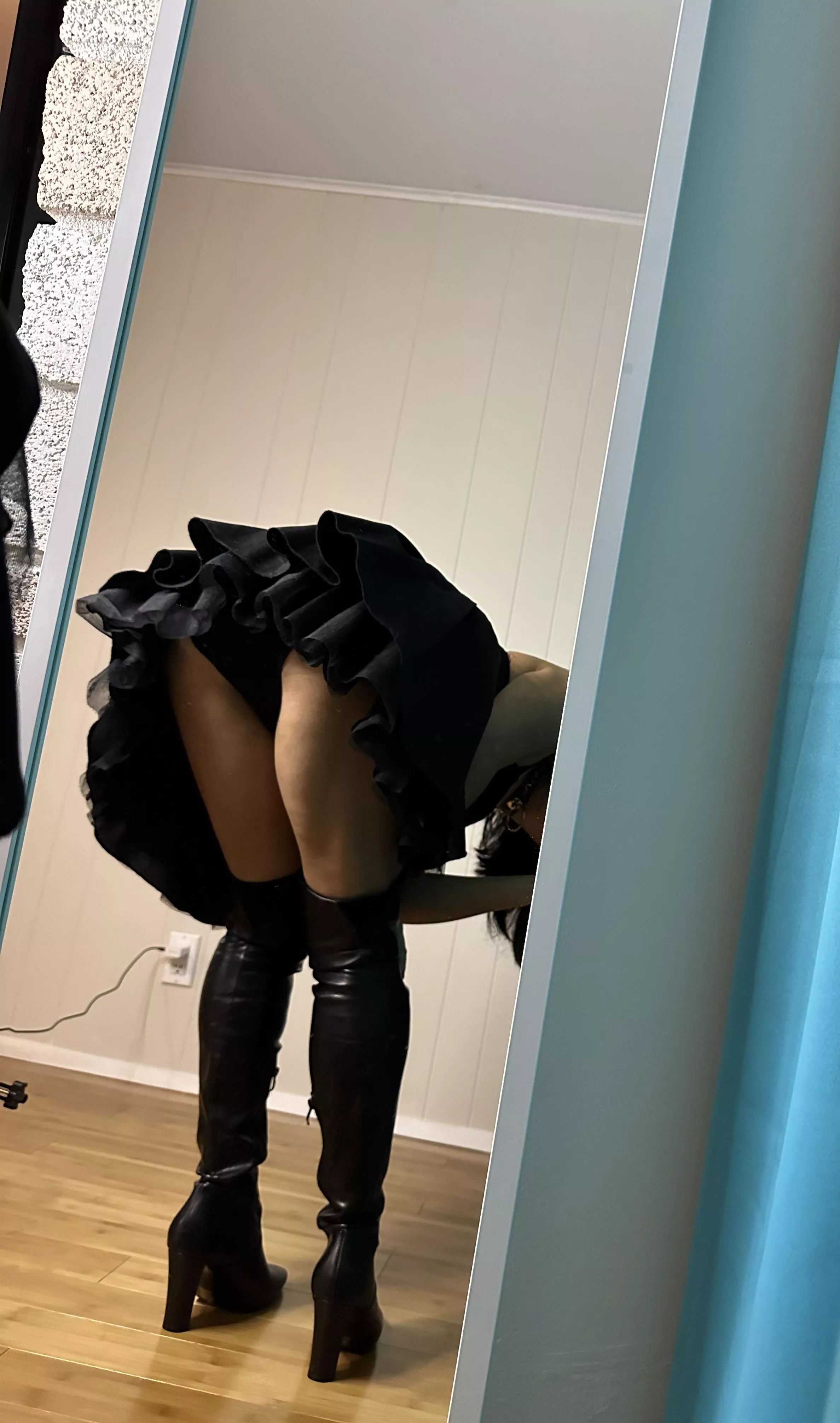 Oops I dropped something, will you help me