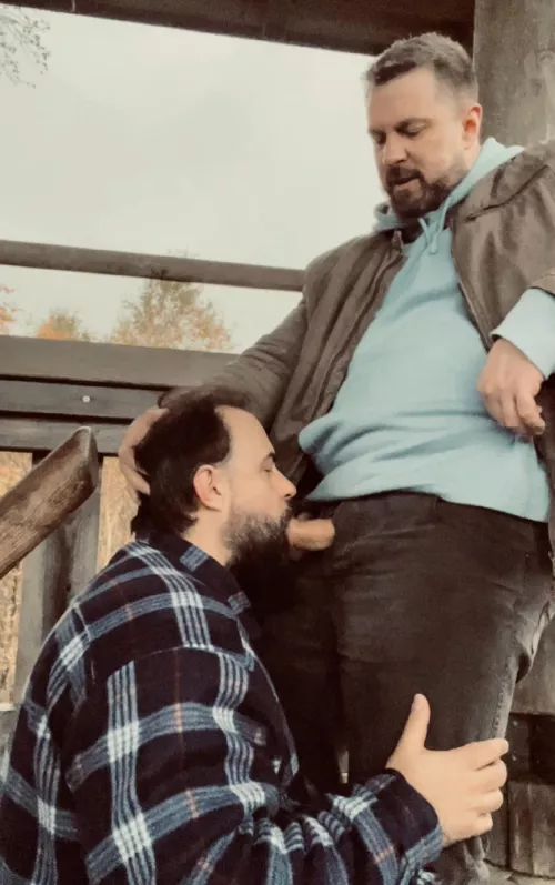 What’s your honest reaction when u see us doing that during hiking ?[41][35]