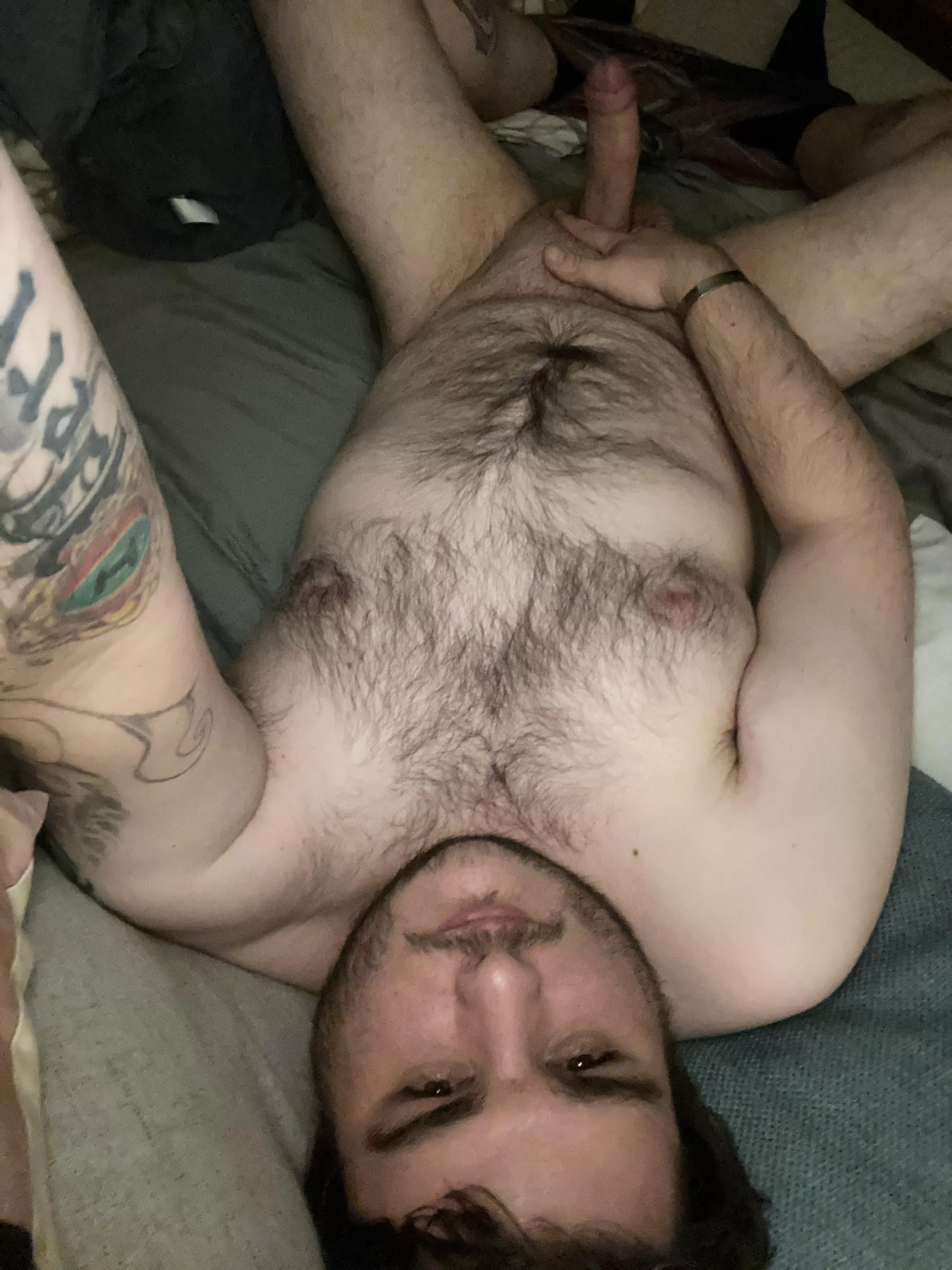 Who likes their men thicc and hairy?
