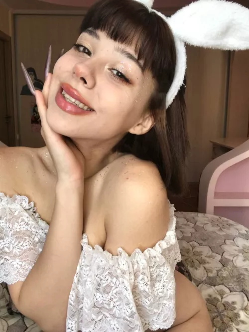 Would you breed a 2004 girl like me?