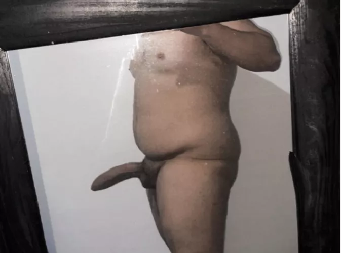 Ever seen a chubby guy with a footlong?