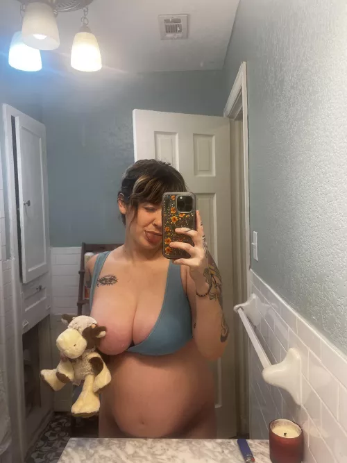 How attractive does my little bump look?