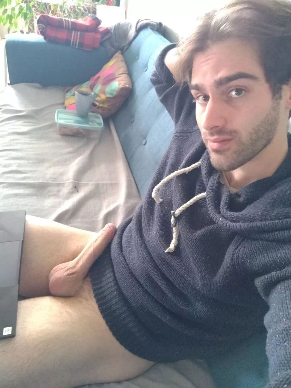 I am trying to study but I keep getting distracted 😅