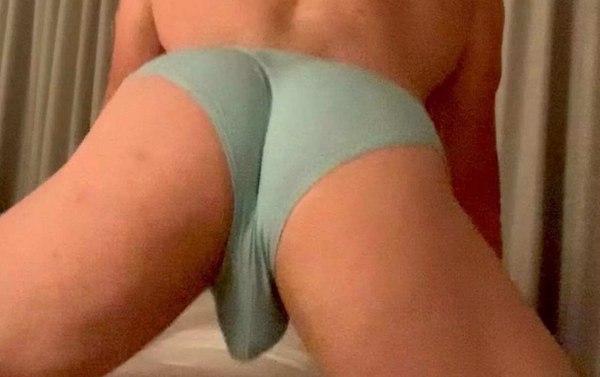 Jock boy persuaded to back it up