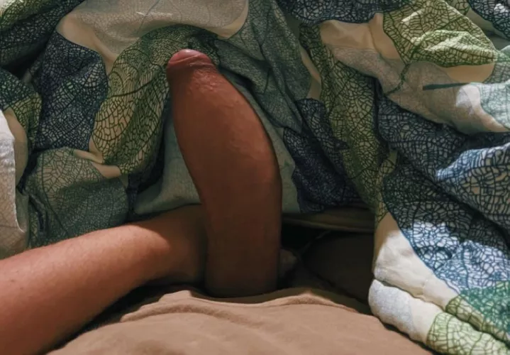 Sucking it in your knees or laying down?