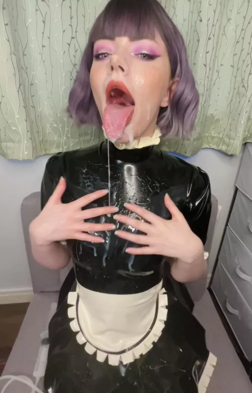 The perfect mix of cum and drool [OC]
