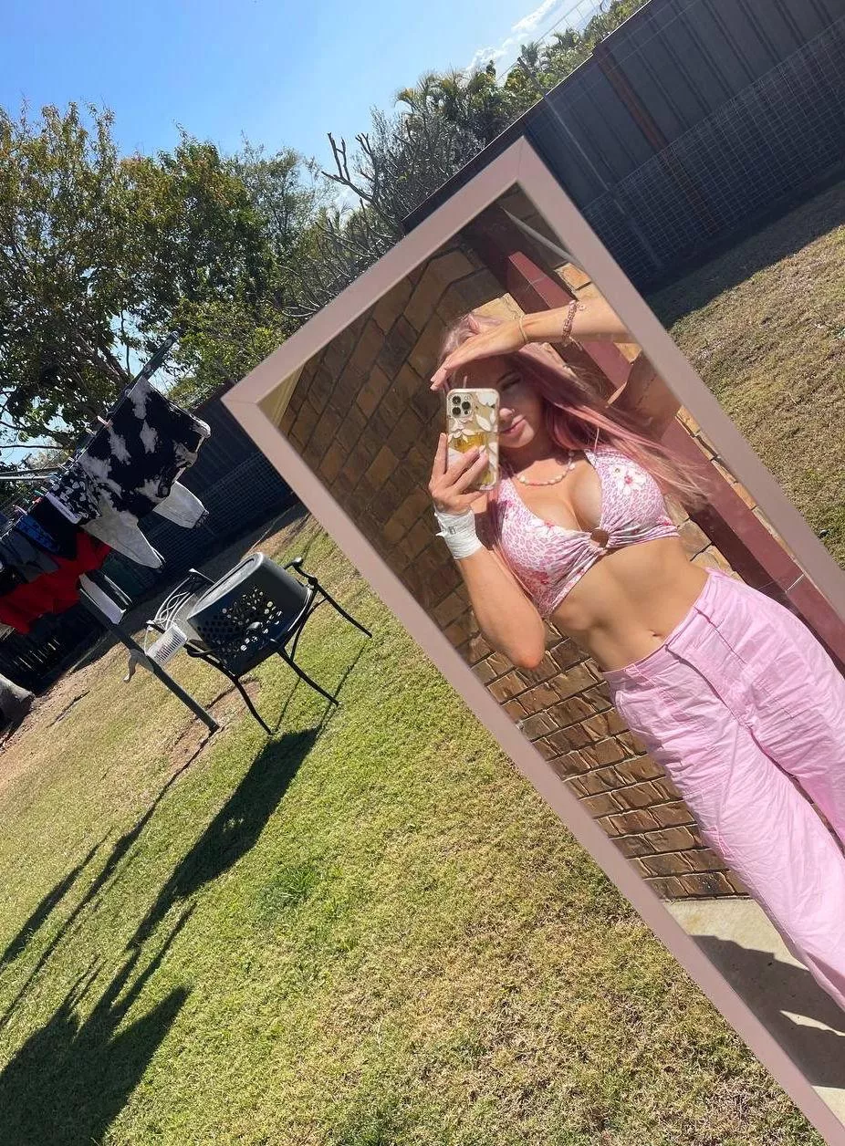 turns me on when you tickle it