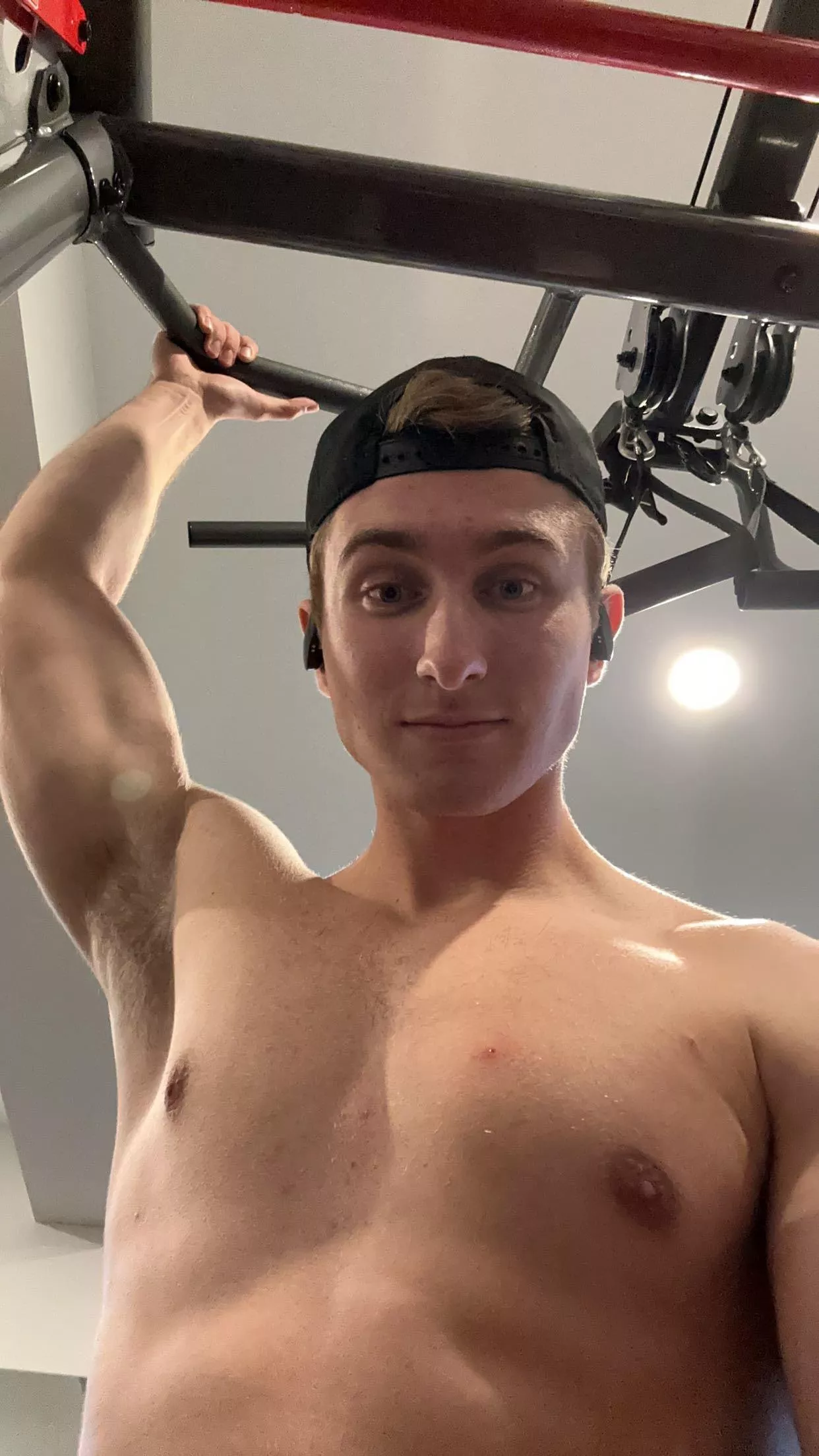 Who wants me to suck his cock?