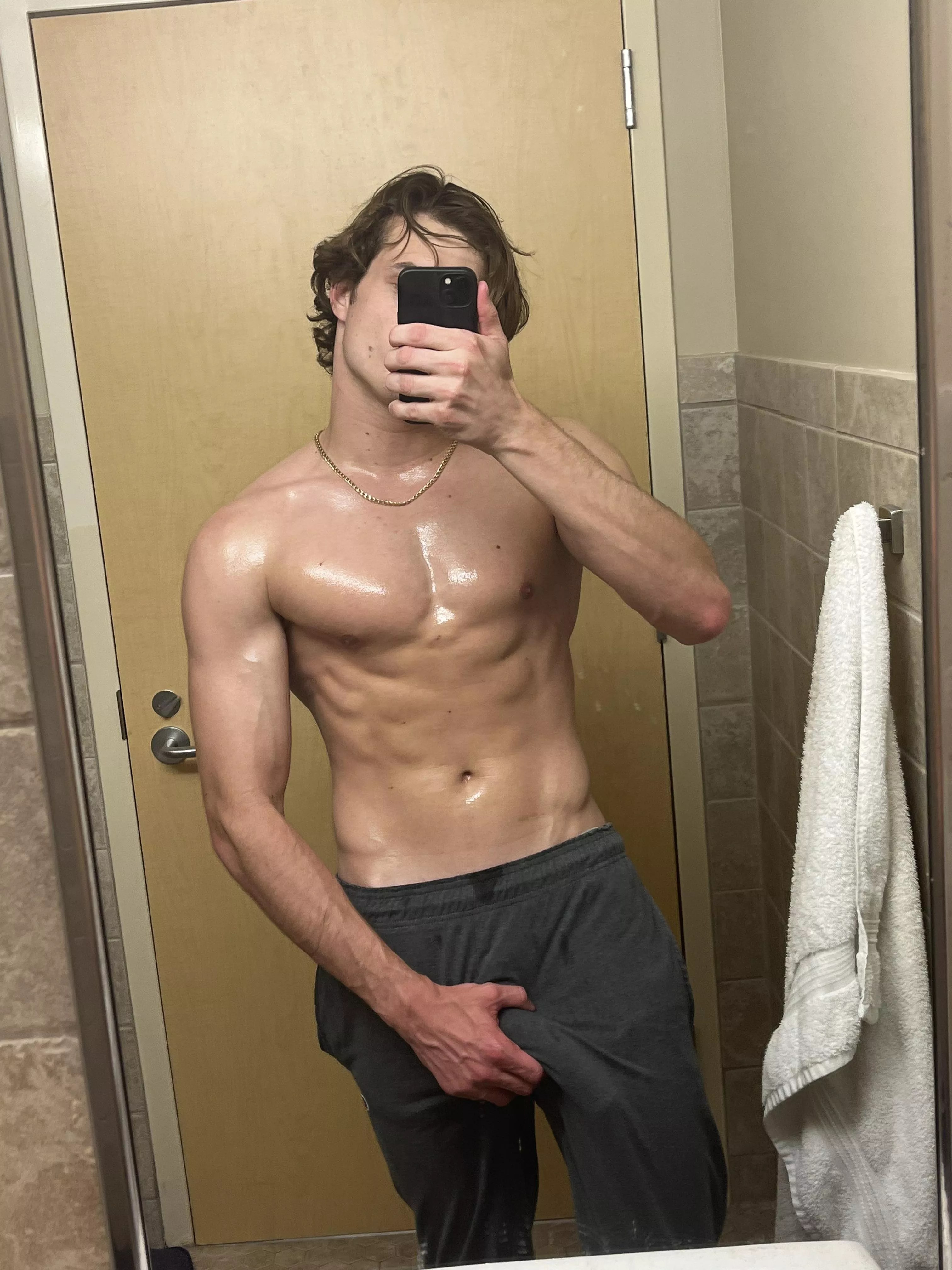 Would you be able to keep your eyes off it?