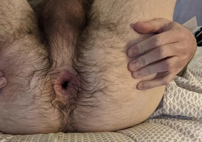 30 bi sub bottom. Got my hole thrashed last night. First time as a free use hole.