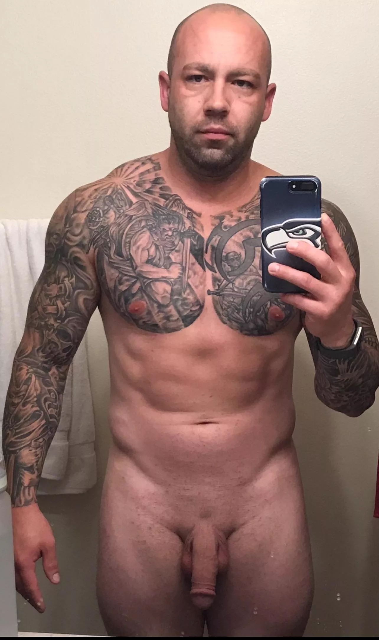 (42) daddy’s flaccid cock selfie