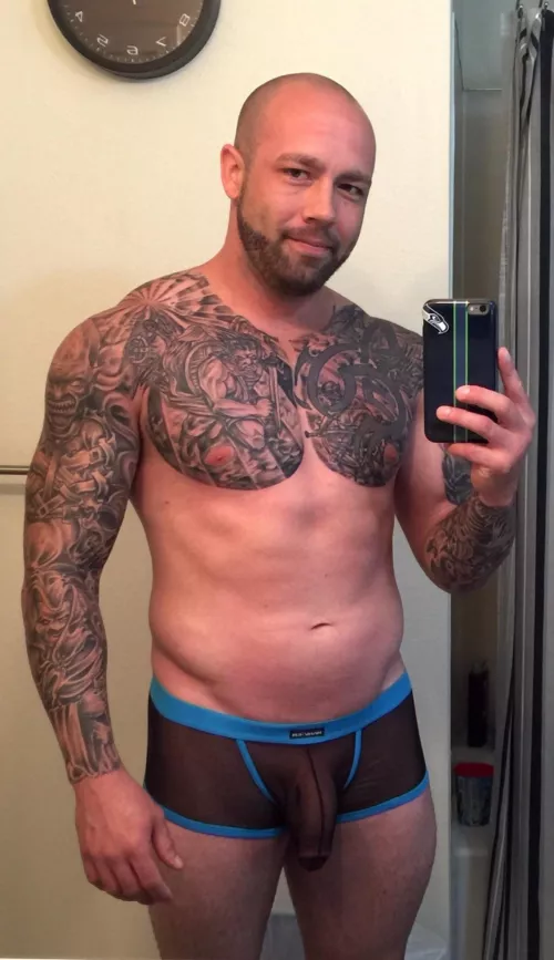 (42) pull out this cock and suck it